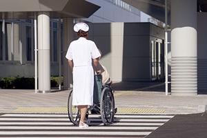 子どもから大人まで人気の矯正歯科